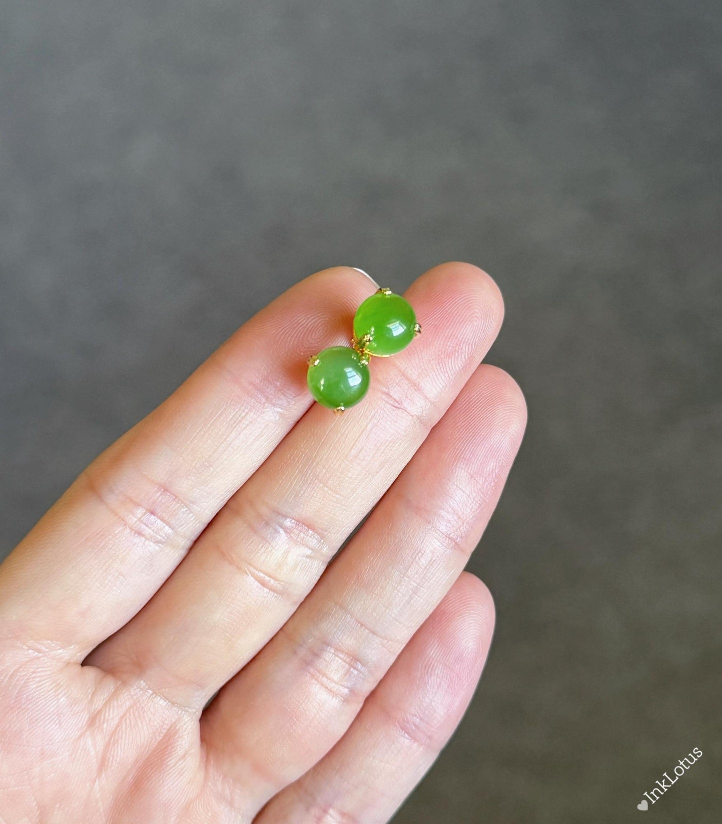 8mm Green Nephrite Jade Stud Earrings
