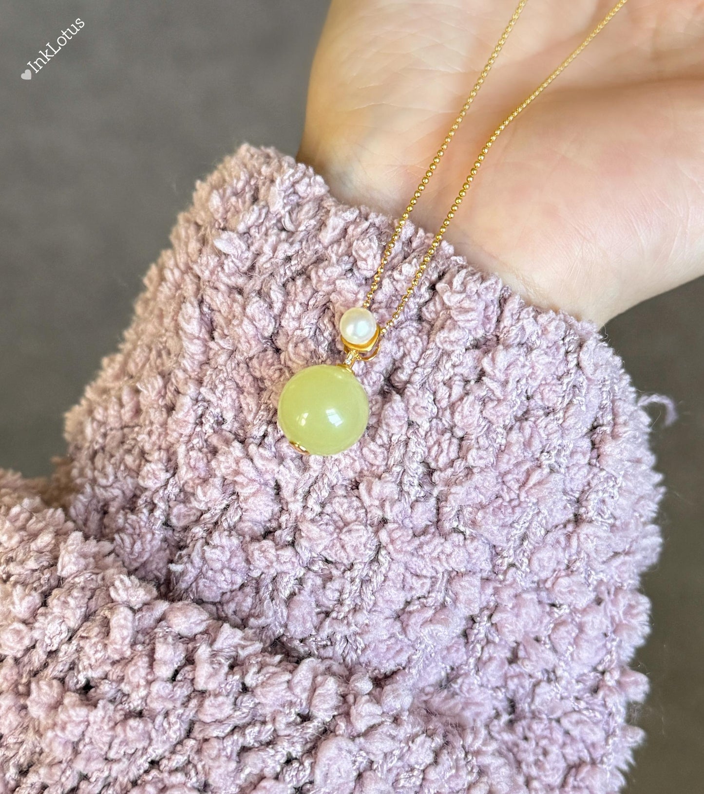 Yellow Jade & Pearl Pendant – 18K Gold