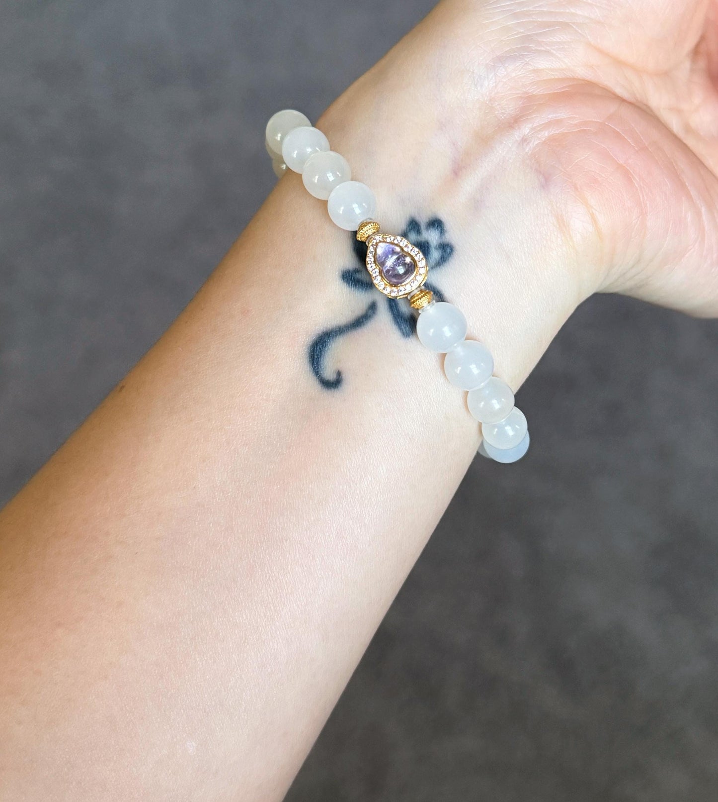 White Nephrite Jade Bracelet 8mm: Amethyst Charm, S925 Gold Accent