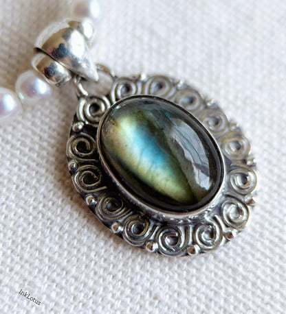 Freshwater Pearl Necklace: Sterling Silver Labradorite Pendant, Adjustable Choker