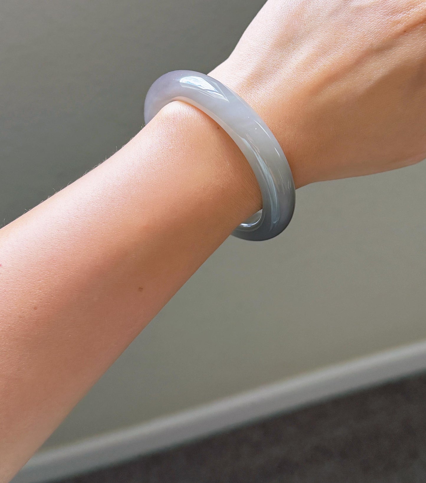 Gray Nephrite Jade Bangle Bracelet: Certified Genuine Jade Stone (54.3mm Inner Diameter)