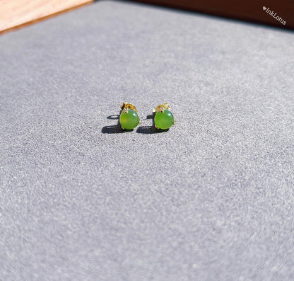 6mm Green Nephrite Jade Stud Earrings