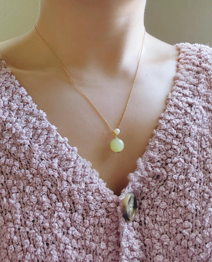 Yellow Jade & Pearl Pendant – 18K Gold