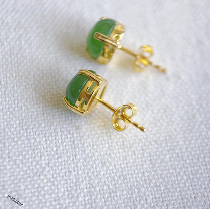 8mm Green Nephrite Jade Stud Earrings