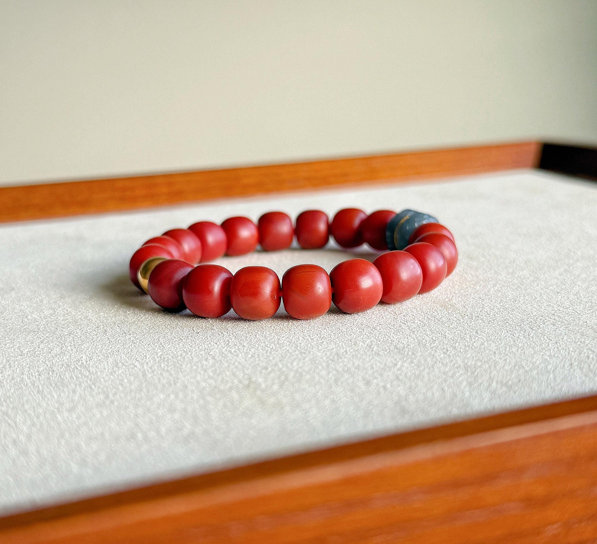 Red Agate Bracelet with 18K Gold & Gray Nephrite Jade | Handmade