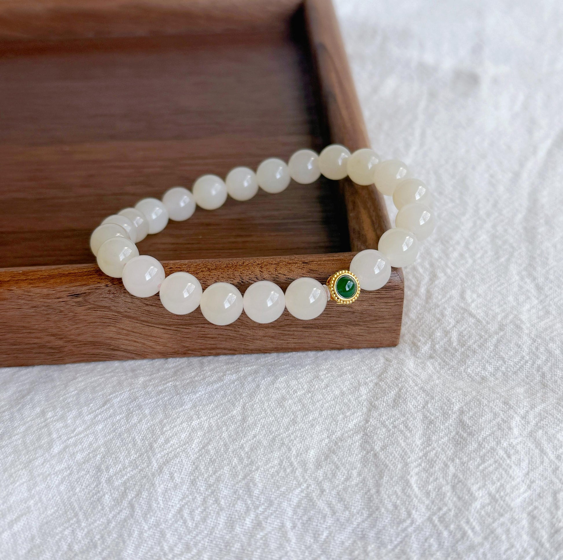 8mm Natural Nude Pink Nephrite Jade Beaded Bracelet – 18K Gold Green Jadeite Accent