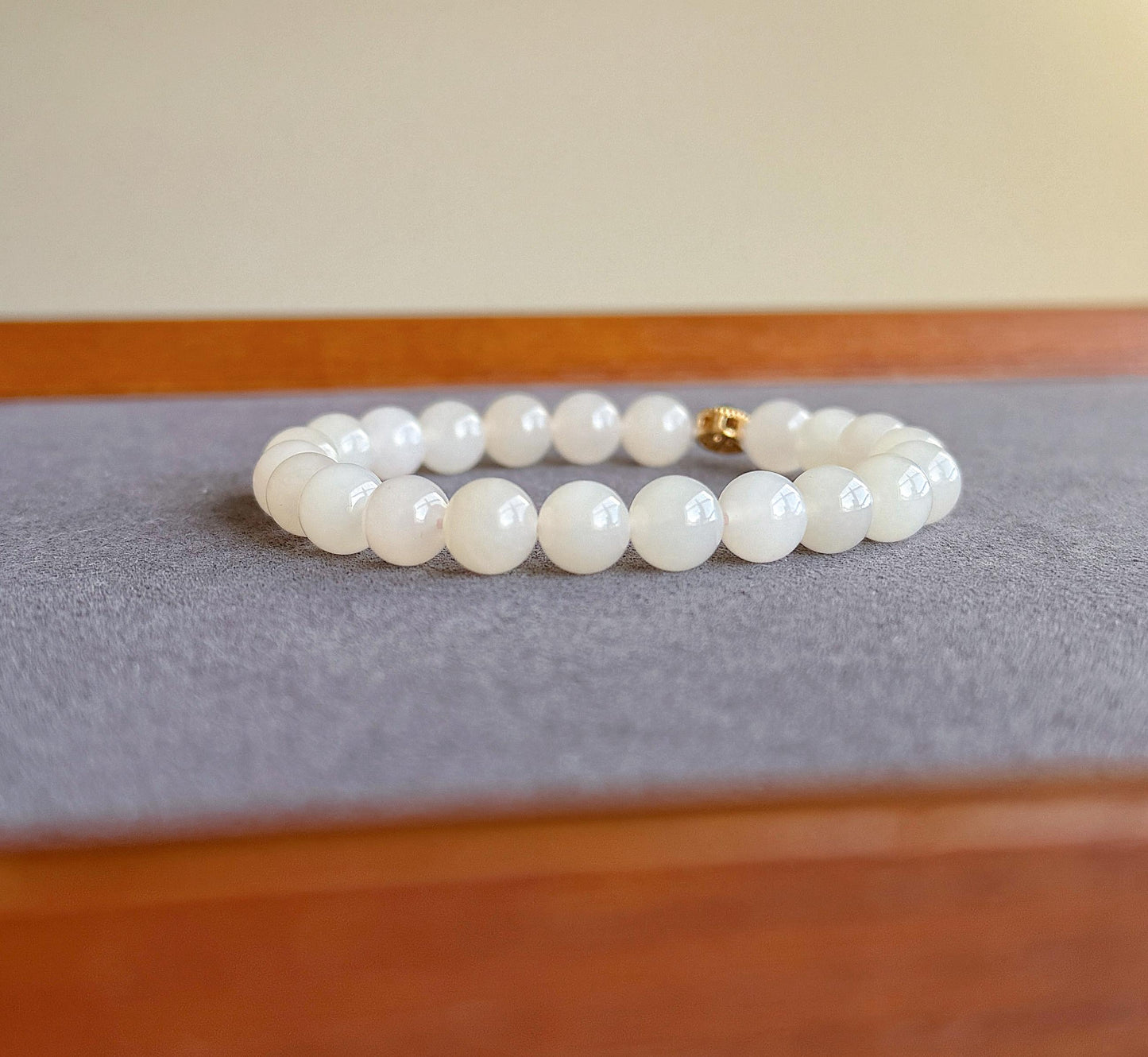 8mm Natural Nude Pink Nephrite Jade Beaded Bracelet – 18K Gold Green Jadeite Accent