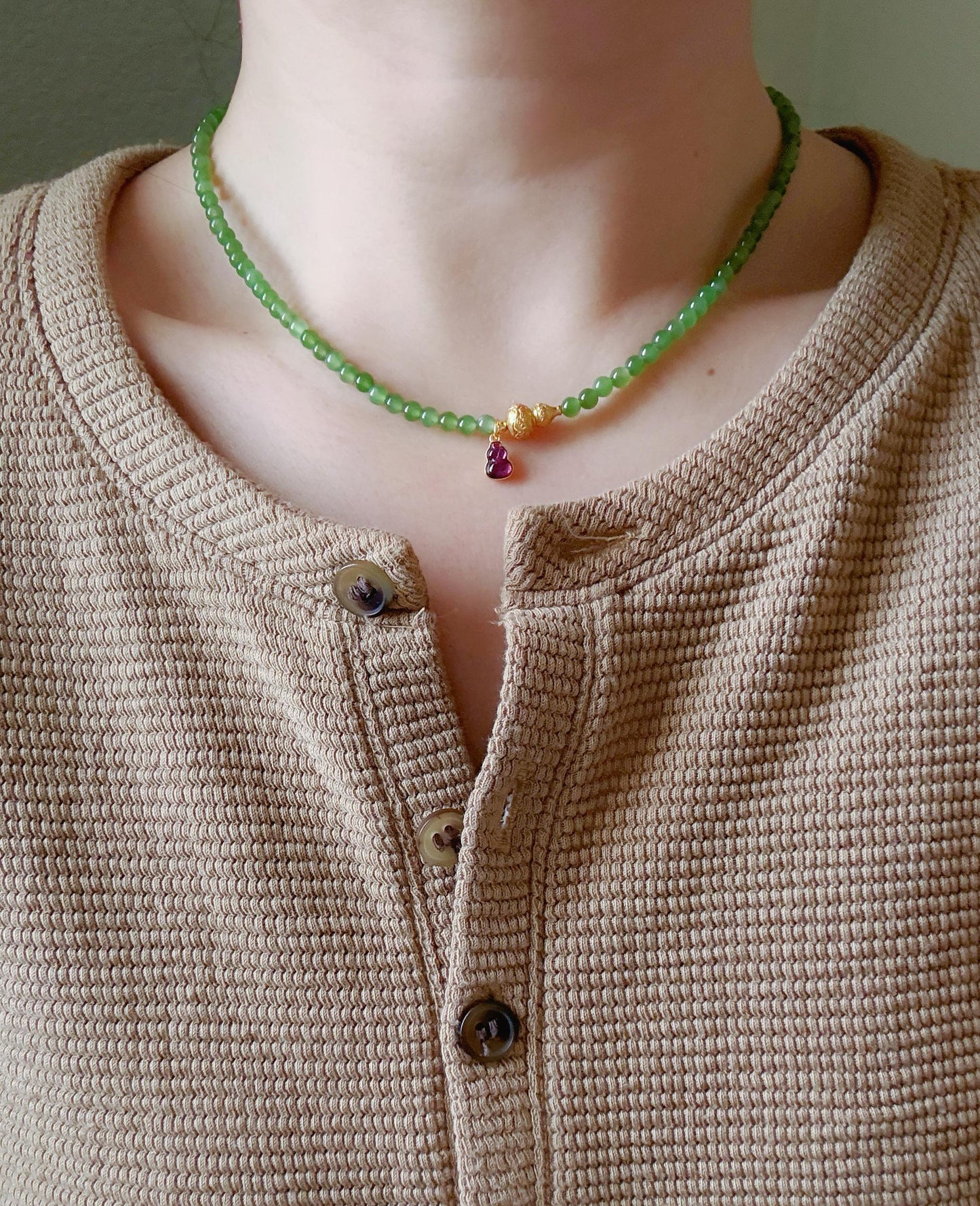 Handmade Green Jade Beaded Choker | Gold Gourd, Garnet Accents