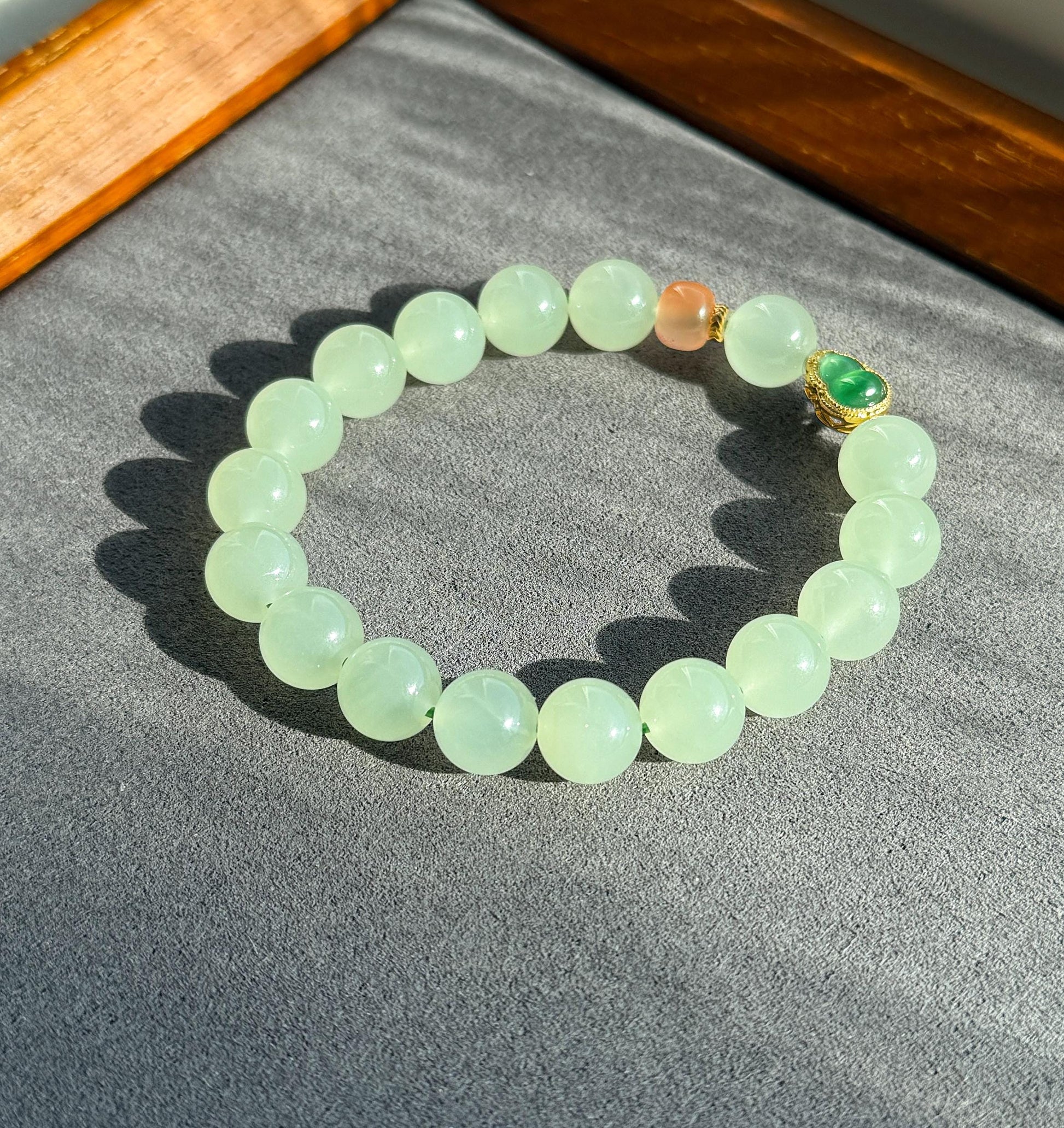 10mm Natural Nephrite Jade Bracelet | 18K Gold Jadeite Gourd & Red Agate Accent