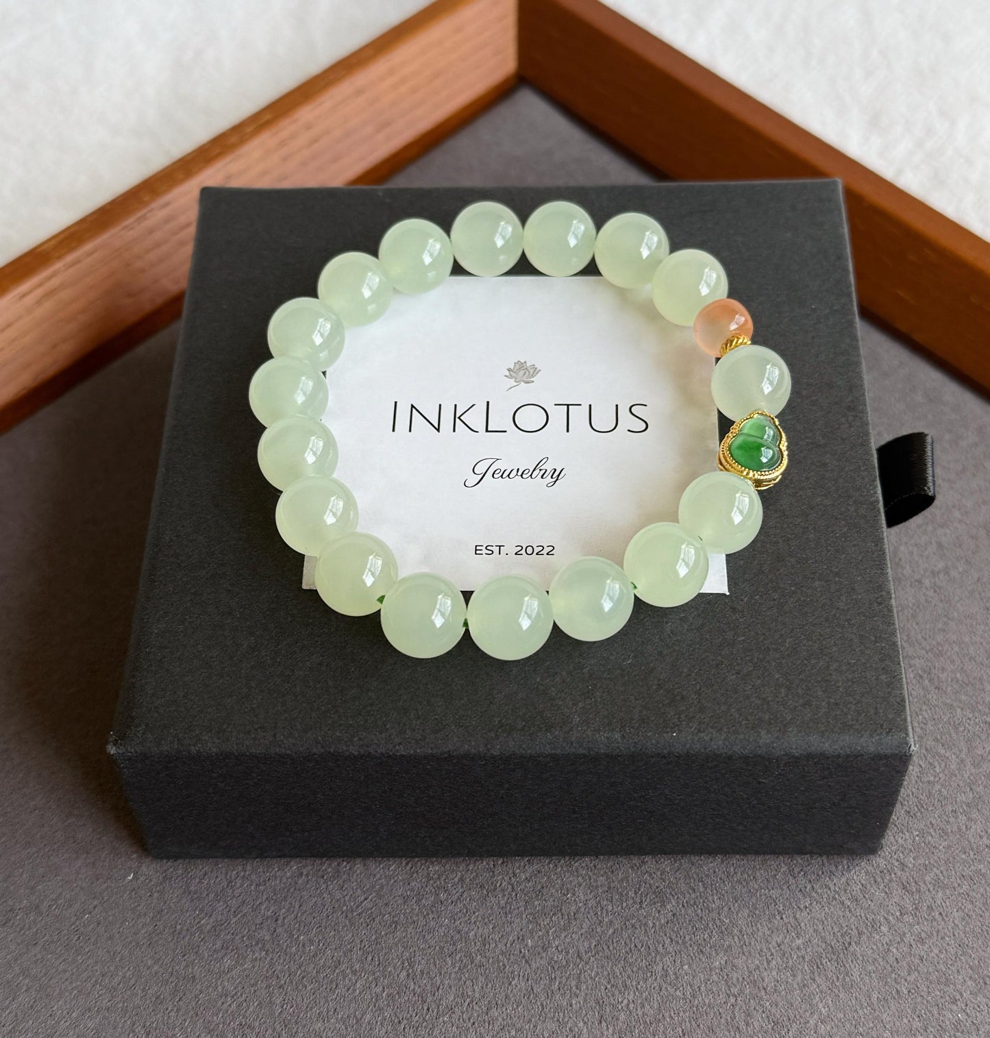 10mm Natural Nephrite Jade Bracelet | 18K Gold Jadeite Gourd & Red Agate Accent