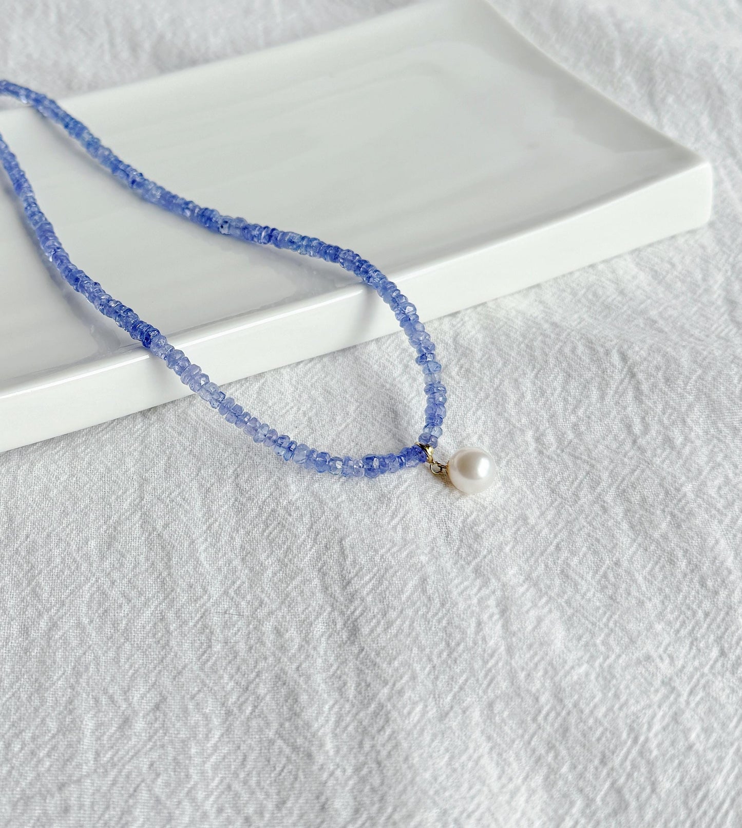 Natural Tanzanite Beaded Necklace | 2*4mm Faceted Gemstone | 18K Gold Freshwater Pearl Pendant | Minimalist Jewelry