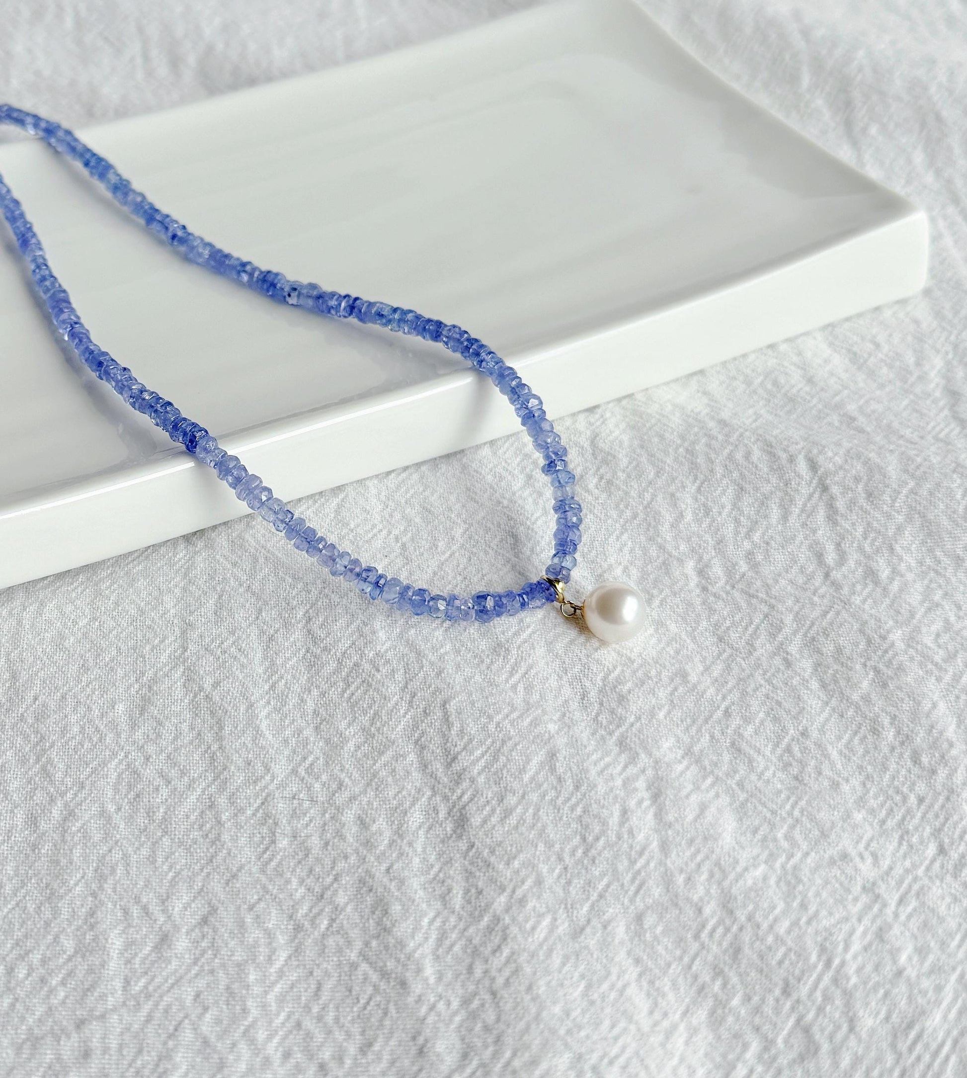 Natural Tanzanite Beaded Necklace | 2*4mm Faceted Gemstone | 18K Gold Freshwater Pearl Pendant | Minimalist Jewelry