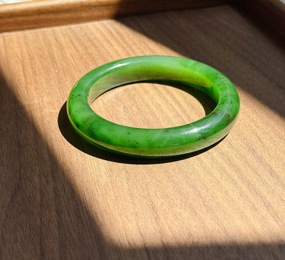 Certified Green Nephrite Jade Bangle 59mm | Natural and Fine Jade Jewelry