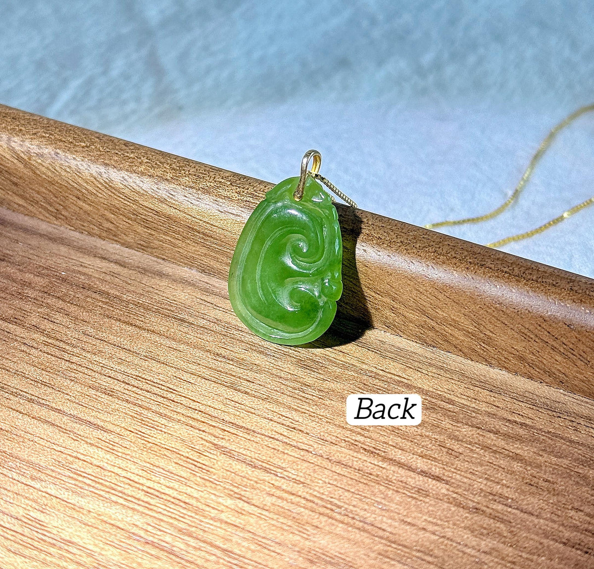 18K Gold Green Nephrite Jade Ruyi Pendant – Carved Jade Necklace | Certified Gemstone | Lucky Charm Gift