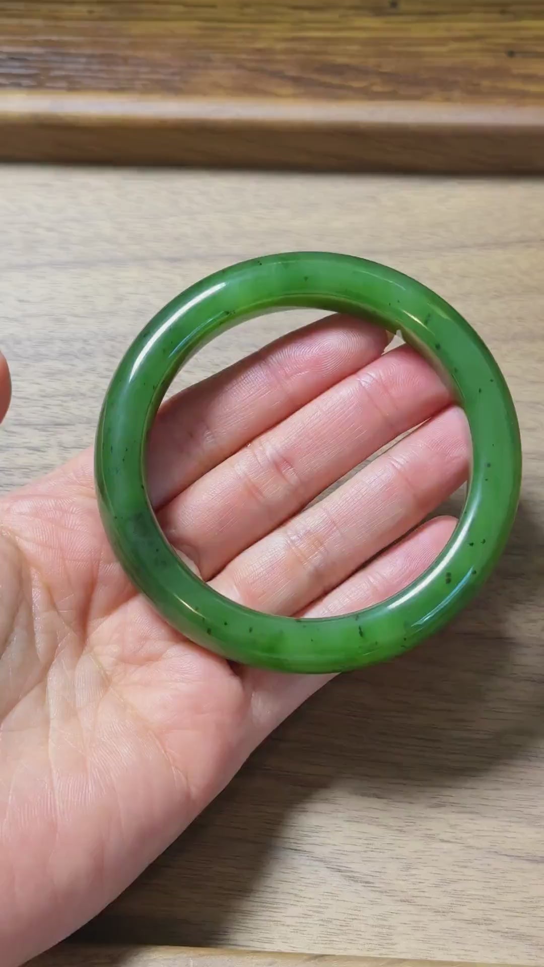 Certified Green Nephrite Jade Bangle 59mm | Natural and Fine Jade Jewelry
